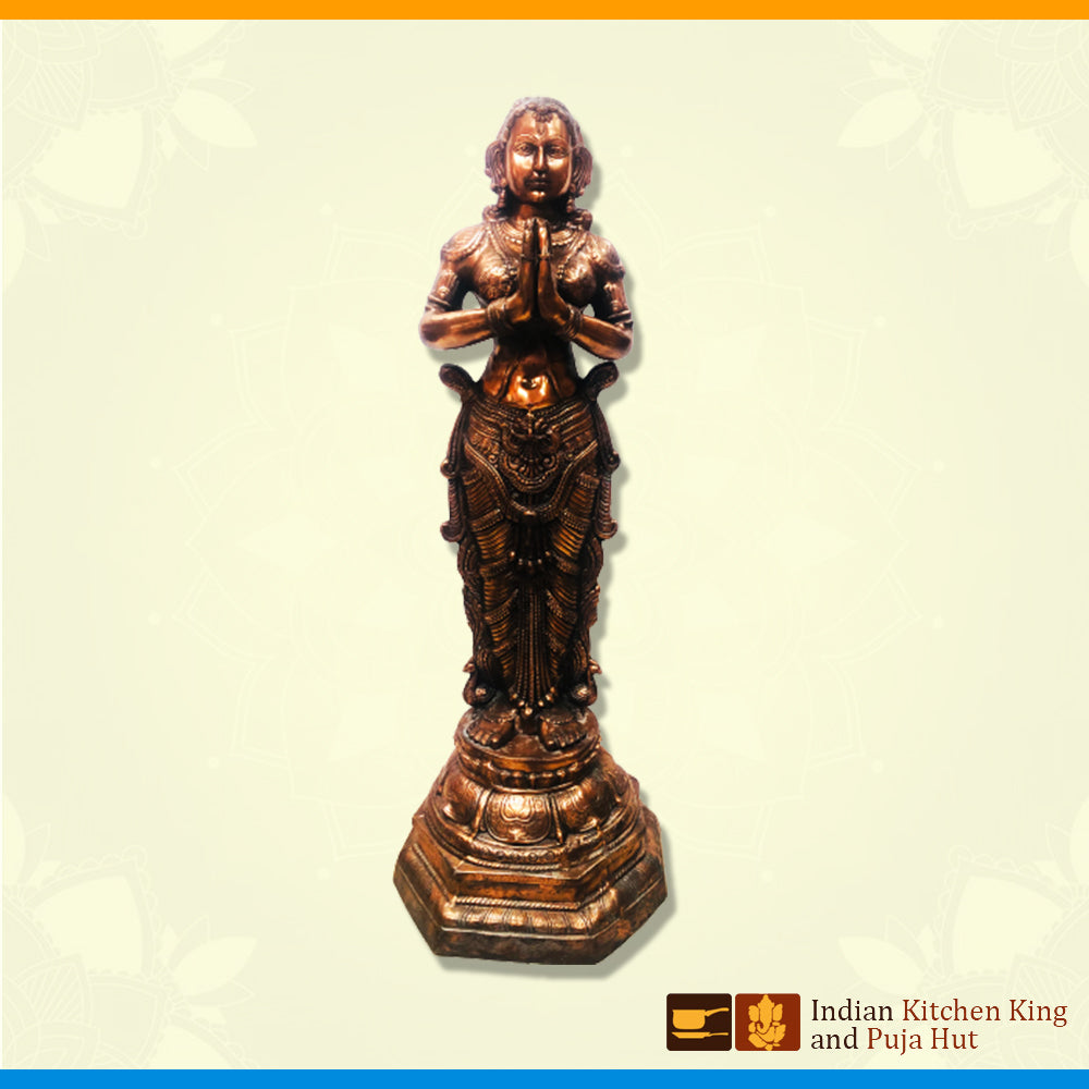Welcome Statue (53 Inch )