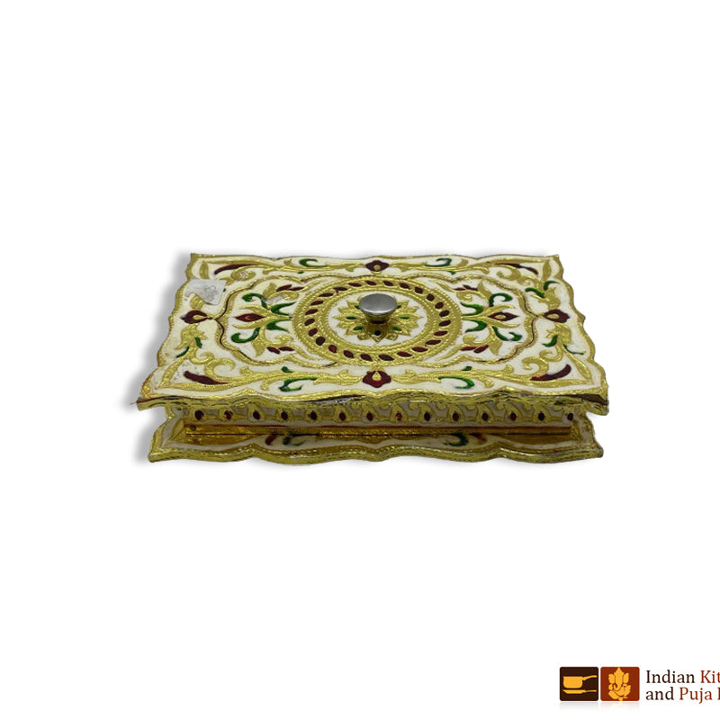 Dry fruit box