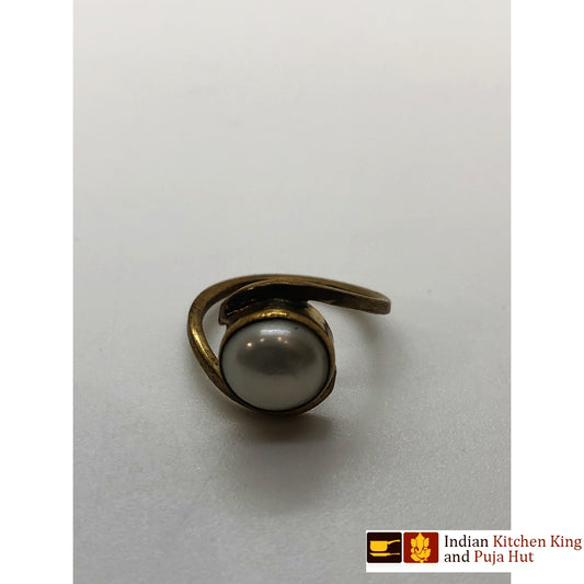 White Pearl ring